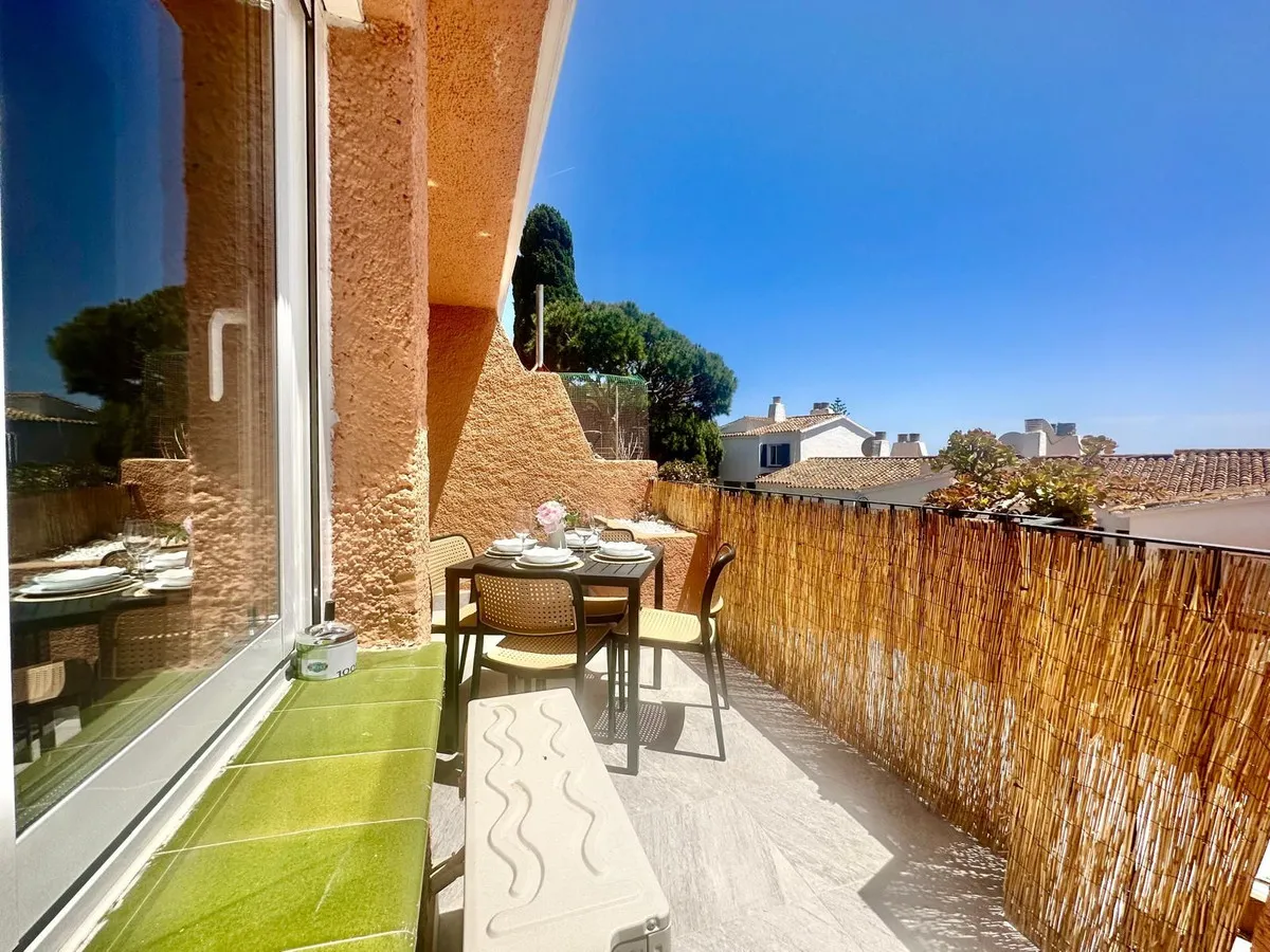 9d371d9f-e07d-4b8b-8cff-26c284ce0e74