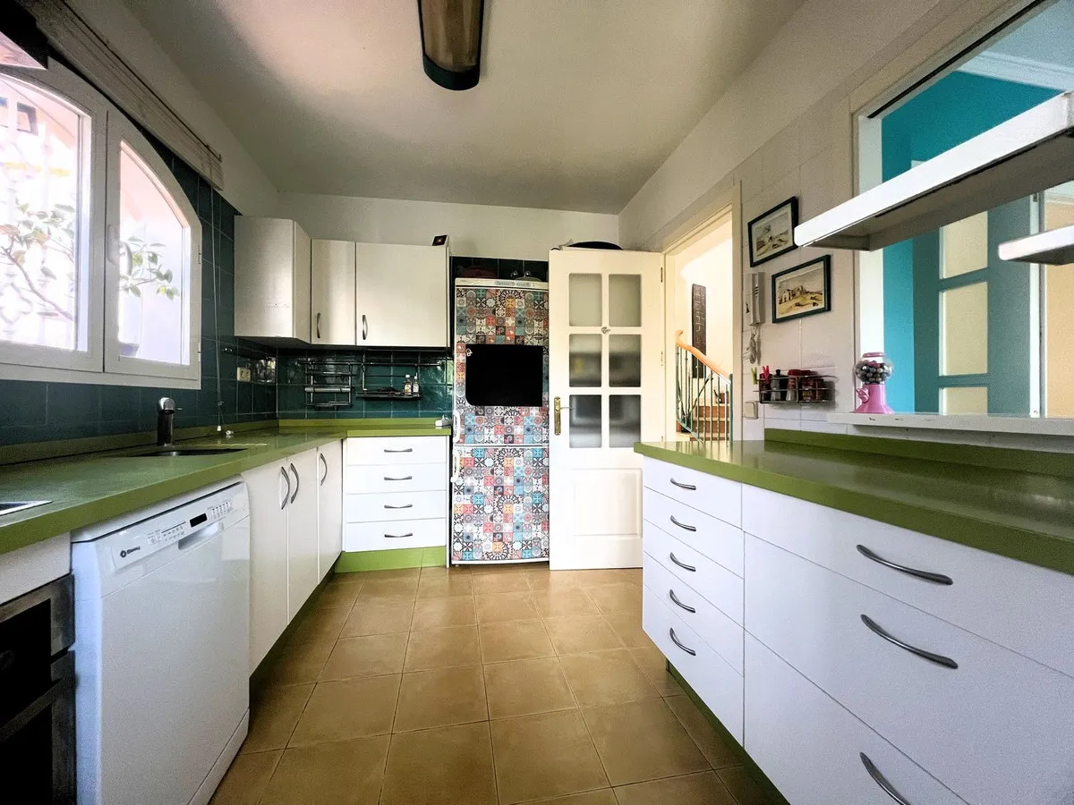 03994d62-b986-41d2-ae5b-fd3ce95592f9