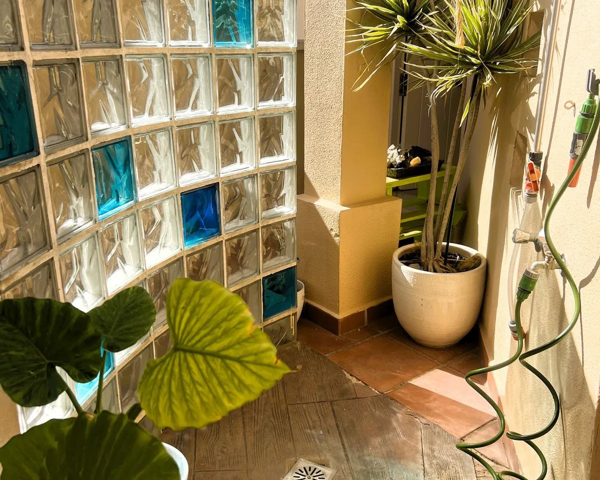 13aca982-9cbb-47f6-883f-f02c63d4c46e