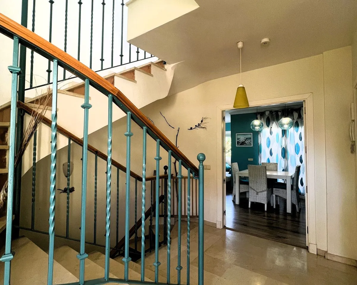 423168ac-769b-4290-a607-a8bcccdd1097