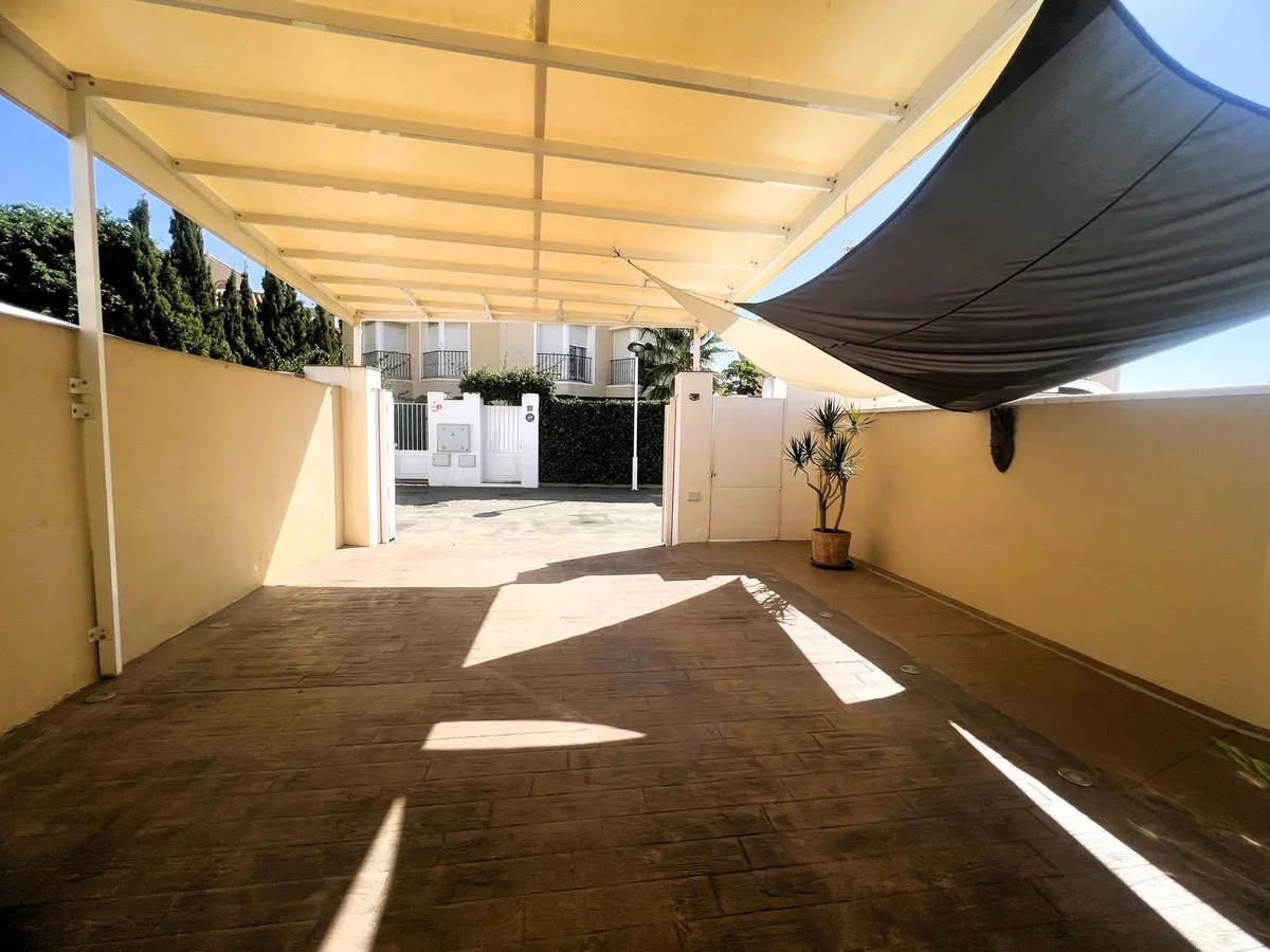 61a84c77-c6ed-4182-9df1-683f4ef1bc9d