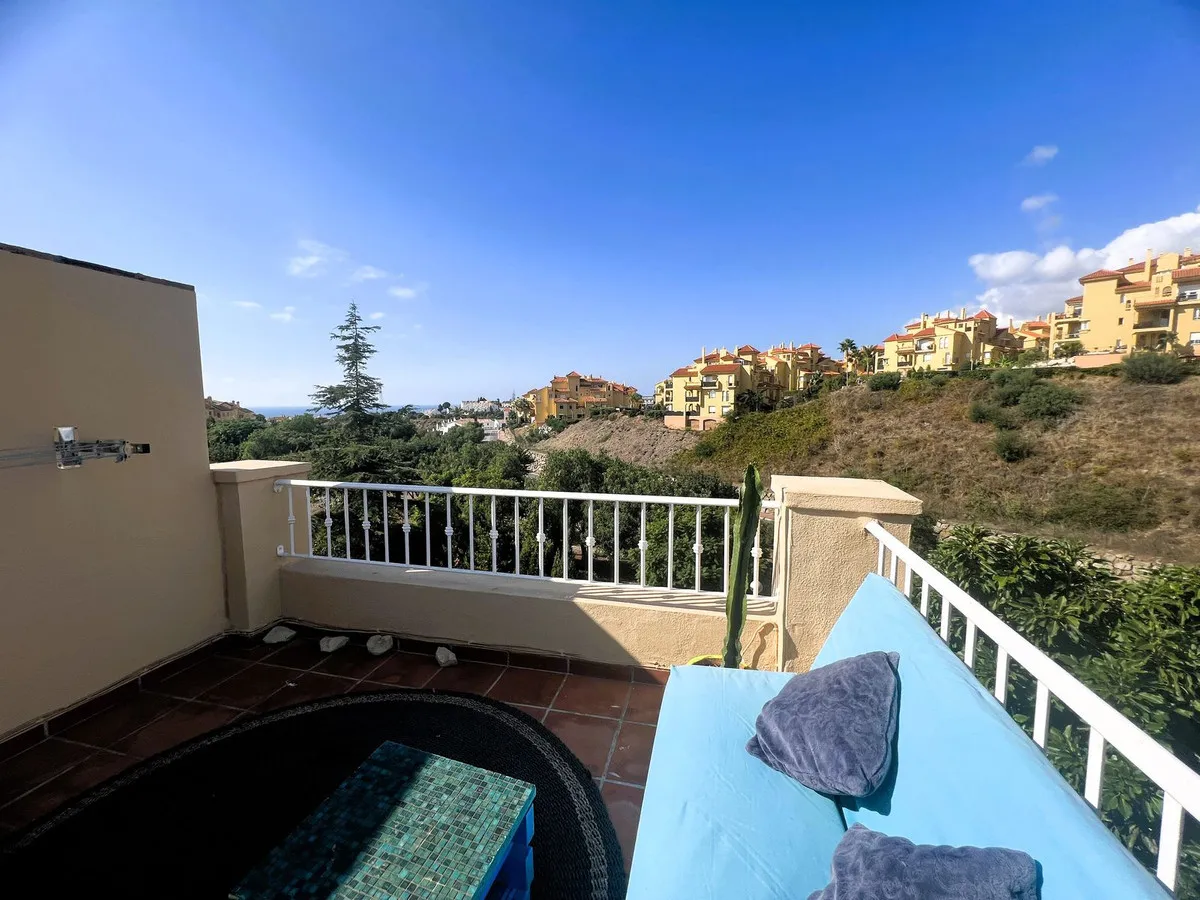 61f2f351-9a18-4a65-bc1e-33971cce6d02