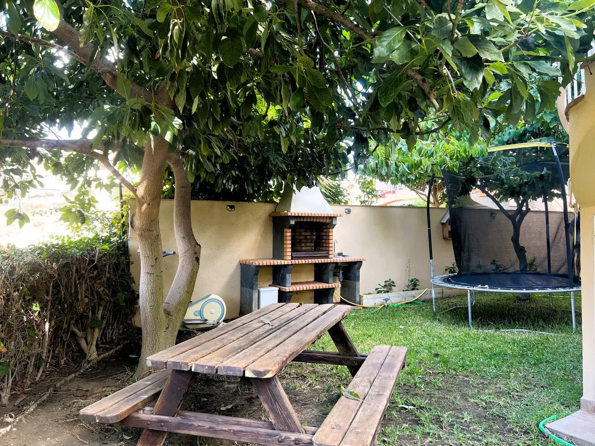 89eca03e-4c6a-4a9b-aec6-5f1cd1941f57