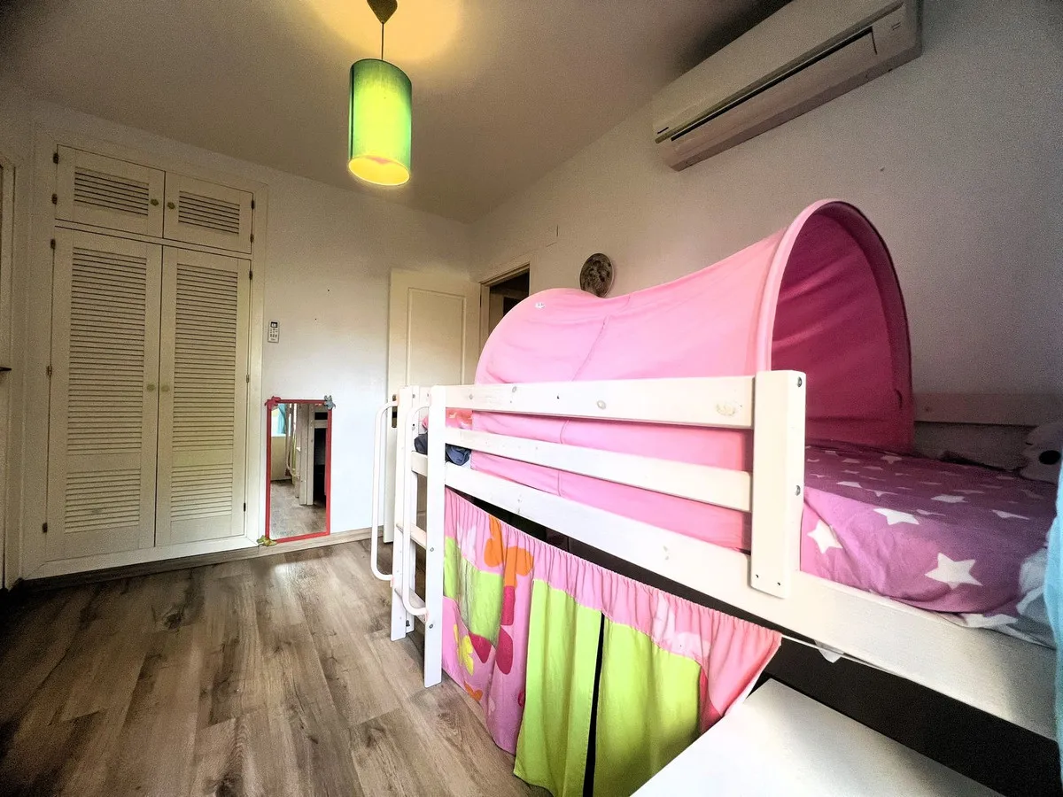 d26c8dd9-e52b-44c6-a730-b52af3b98de1