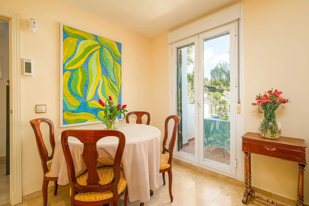 35cc9ce2-a8cf-40a2-89eb-0ce7611425d7