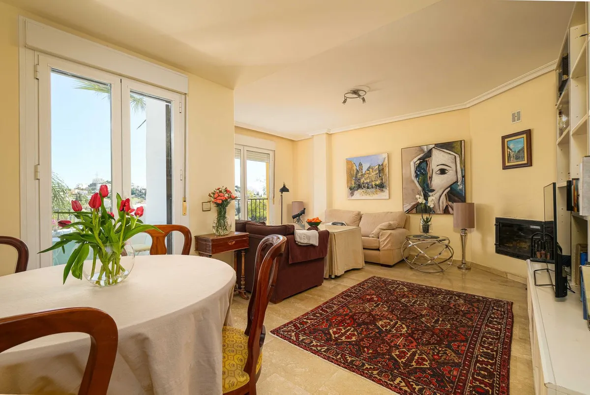 94886514-e83f-4c6f-a047-1a5736570462