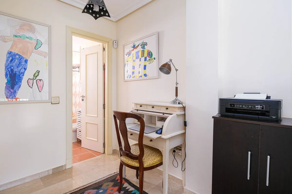 a4b555dd-c9ab-450b-b486-cec361969b01