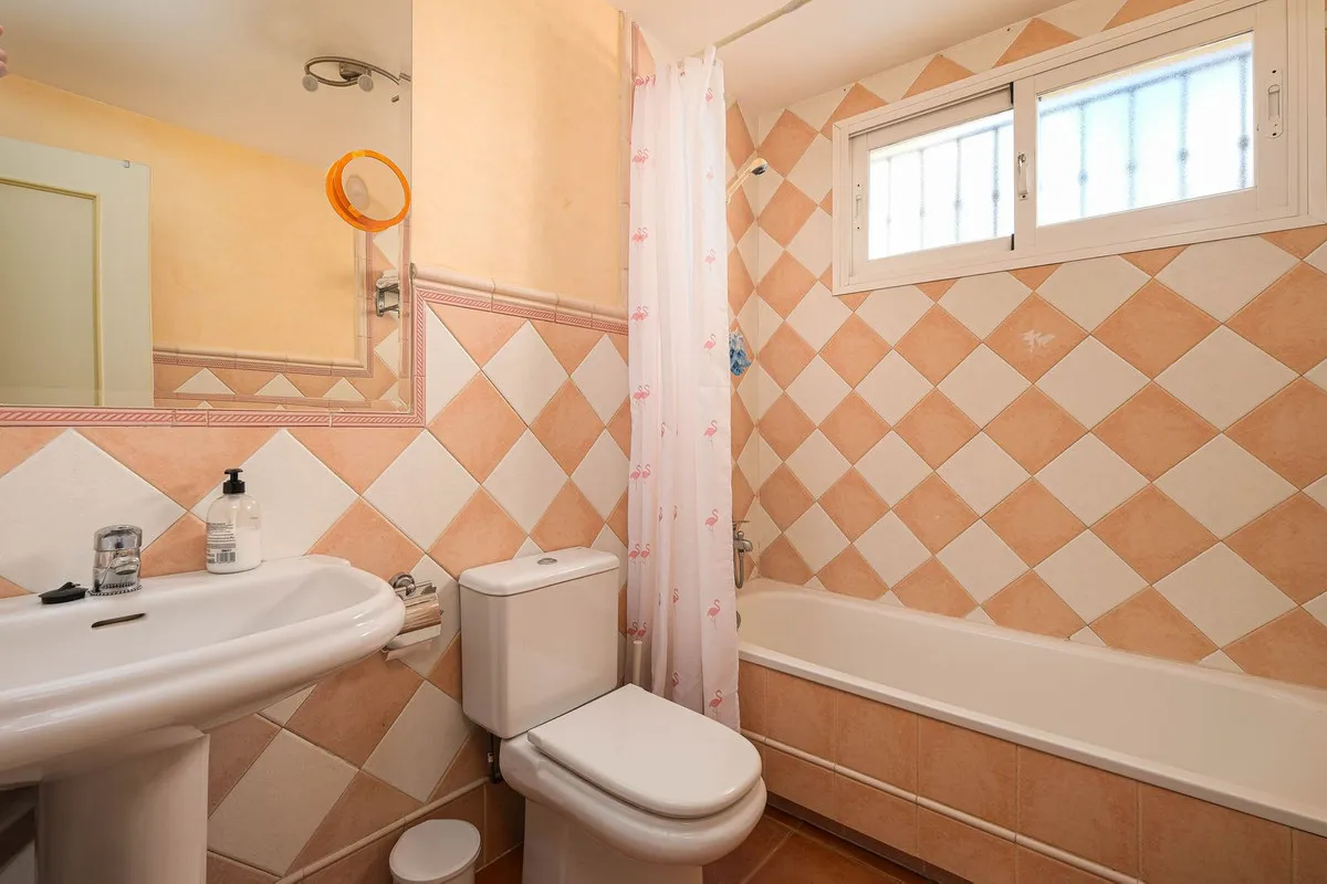 ea3b4d65-edd5-4b1e-9622-80089b115bdd