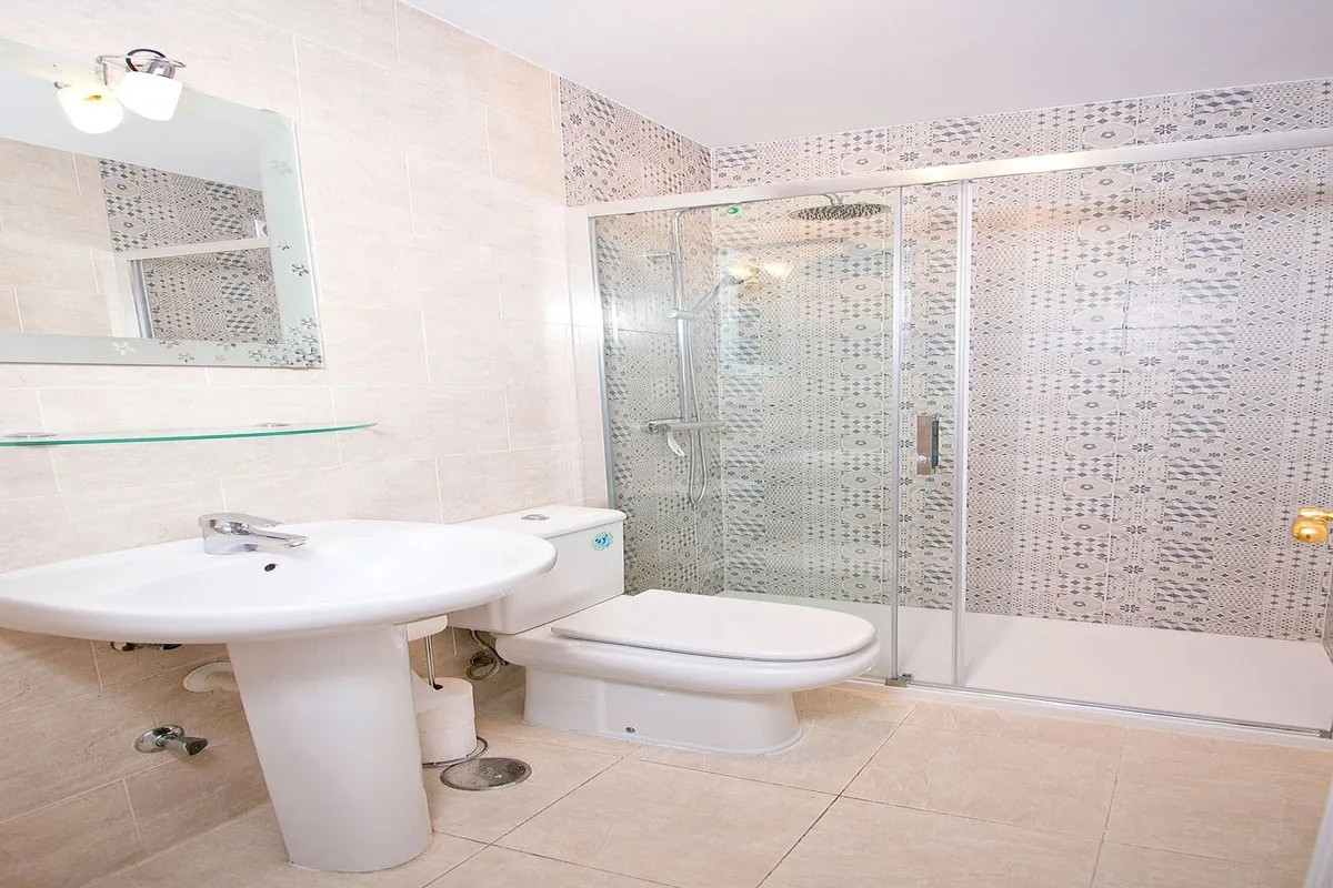 e7b4f31b-8704-447c-a47f-9be9bd78cf48