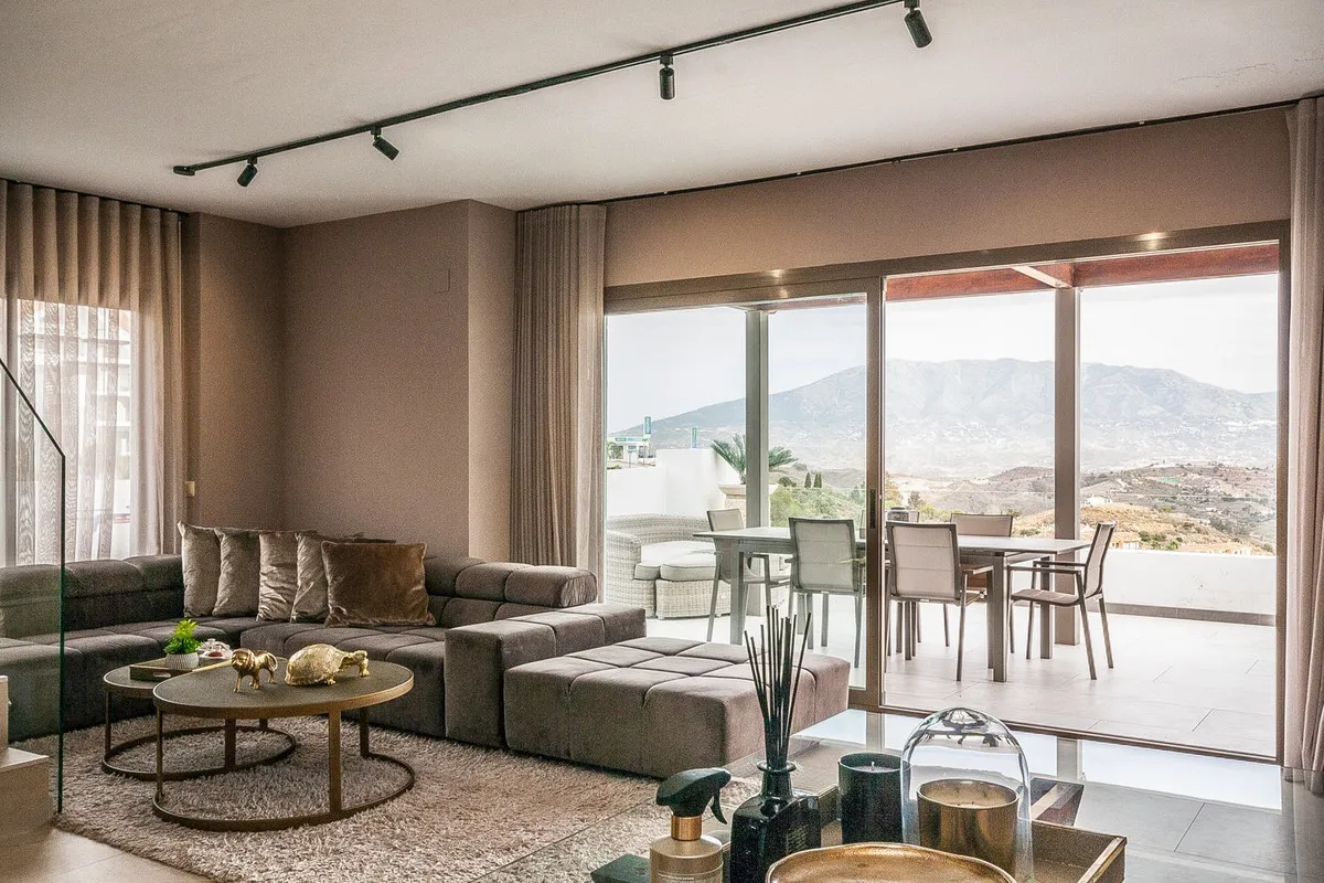 4faf4f98-95ea-4e78-95b4-de52d559c1b1