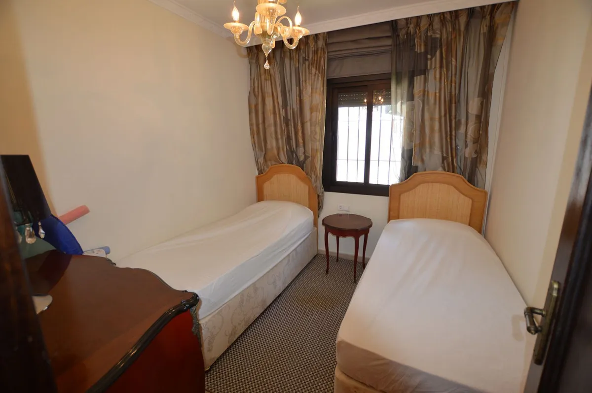 007989a8-cb92-4477-8ff0-ef0a7b25dec4