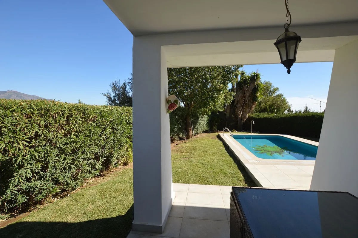 18578879-65a6-4923-87d8-21108b78739c