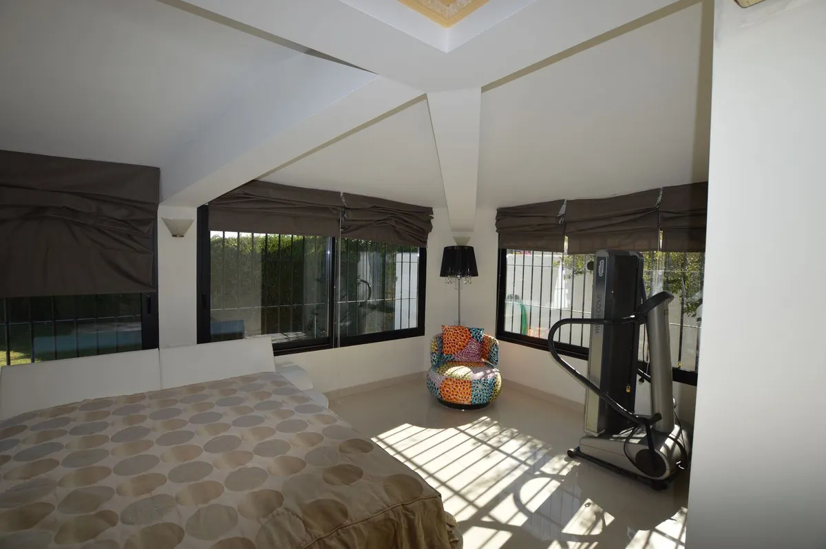 23900905-7875-465c-9f12-49f3d8cfda3f