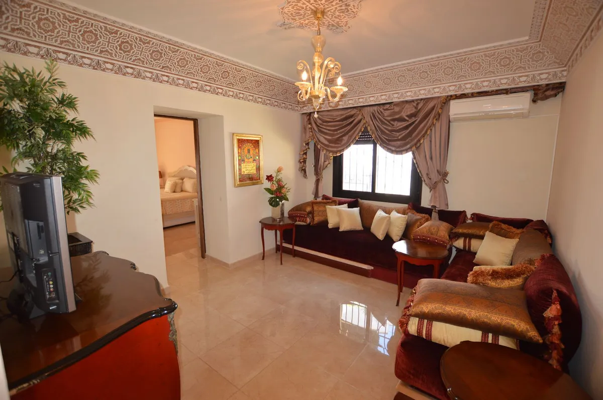 50d674bf-a5e8-4f52-b06b-99e63a1e2371