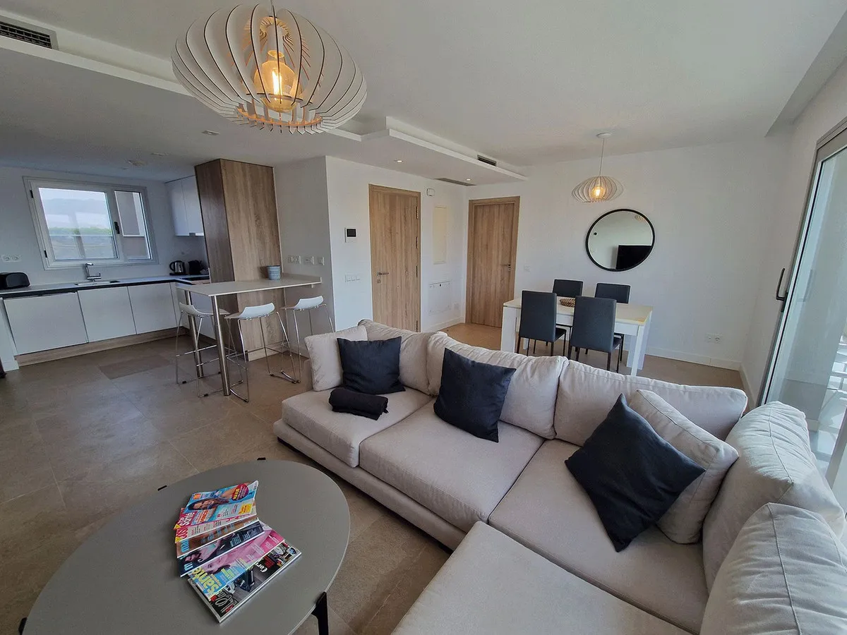 deceb9fd-bf50-4912-9399-9e801cc61b3c