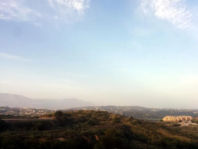 1c7ed203-75f5-436c-a2eb-4cb3cb0c5f34