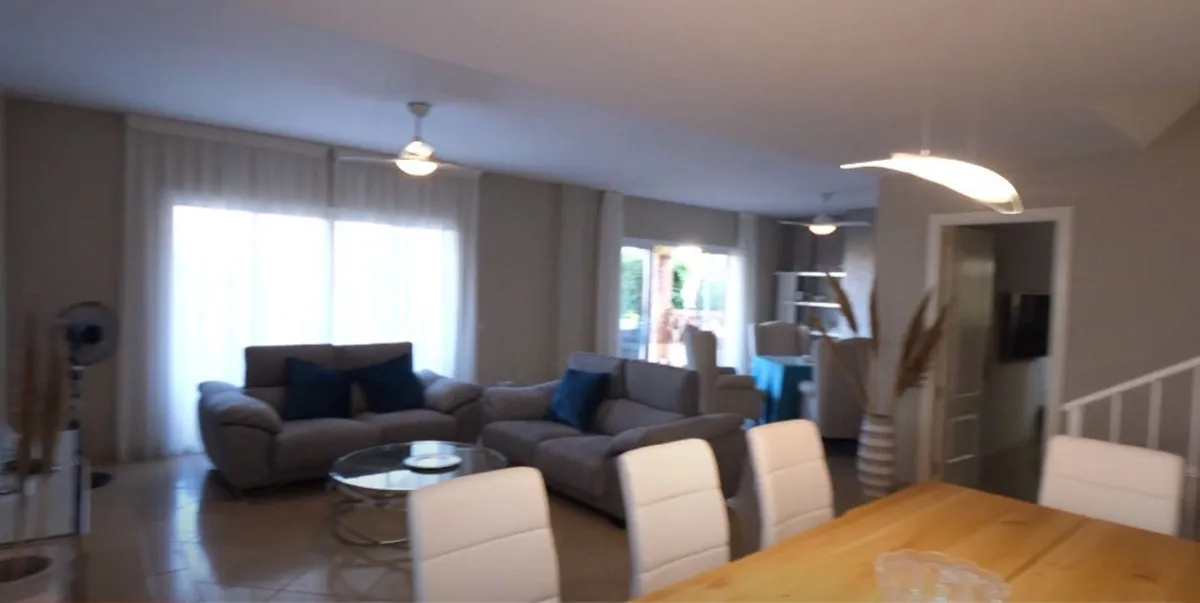 2ec70b63-87de-499b-a481-482fef140f94