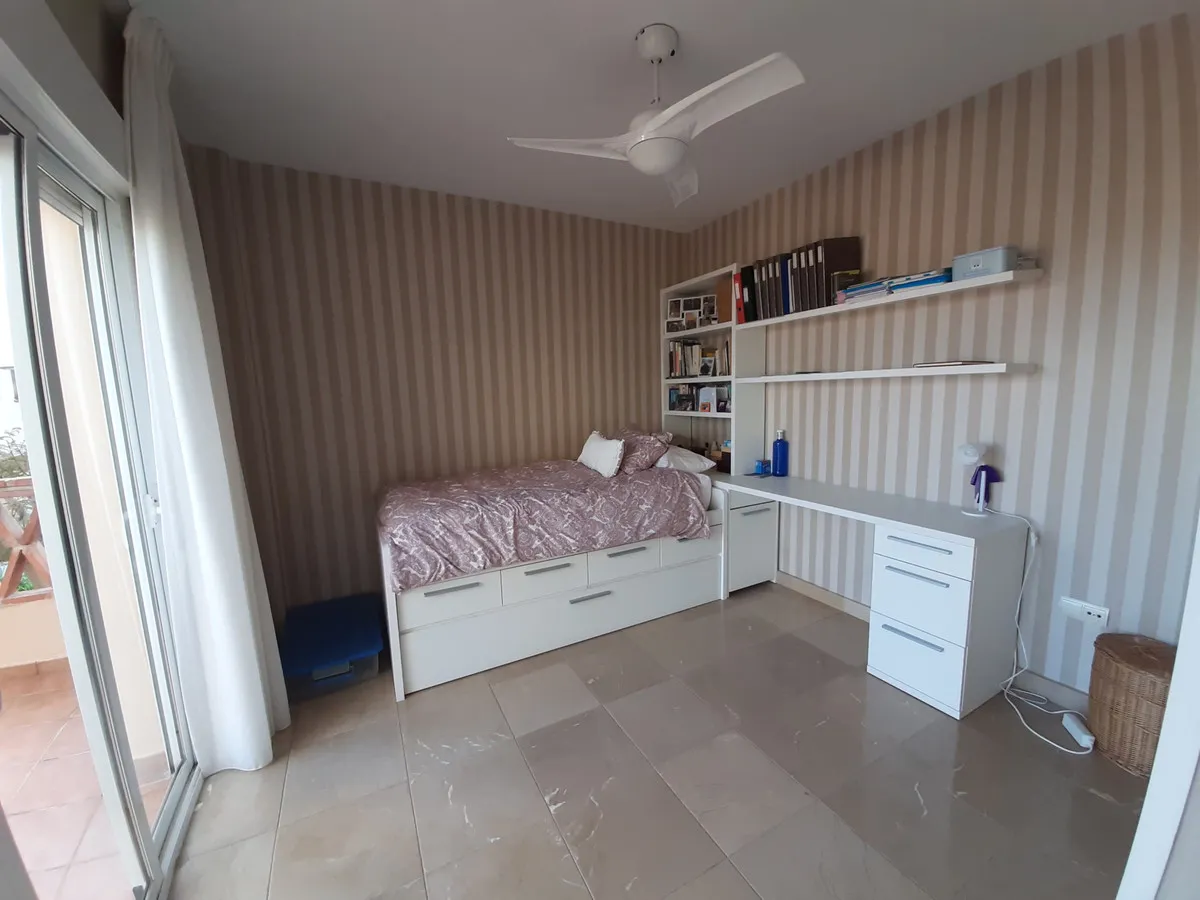 38d9750c-54f5-42bf-936e-473861f1493d