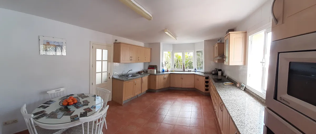 e5626219-5767-461f-9af6-4c45bddd9dac