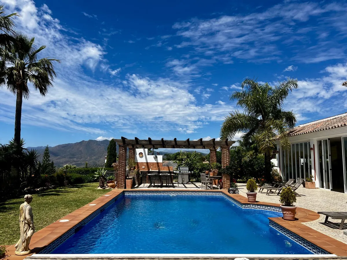 cbe4c62d-fab7-4516-b47e-e6d60e345e02