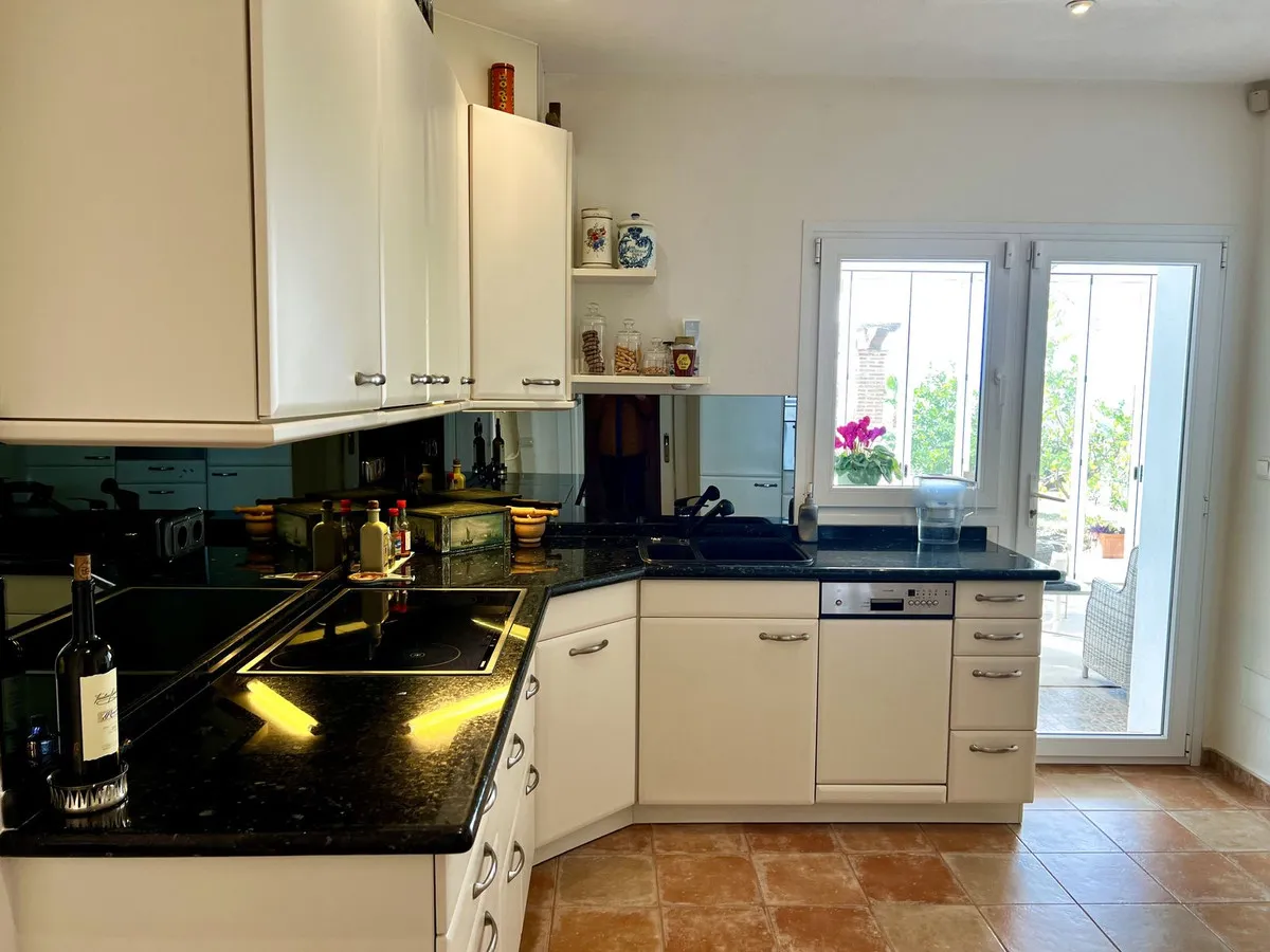 d61b31ec-82e6-4549-b014-4da118f590e4