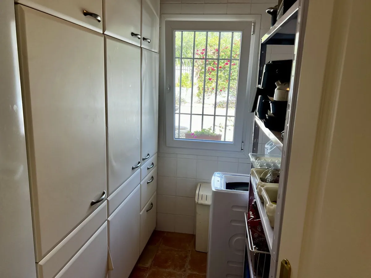 e5c61c84-e28c-4b17-97ee-27df1dfa5919