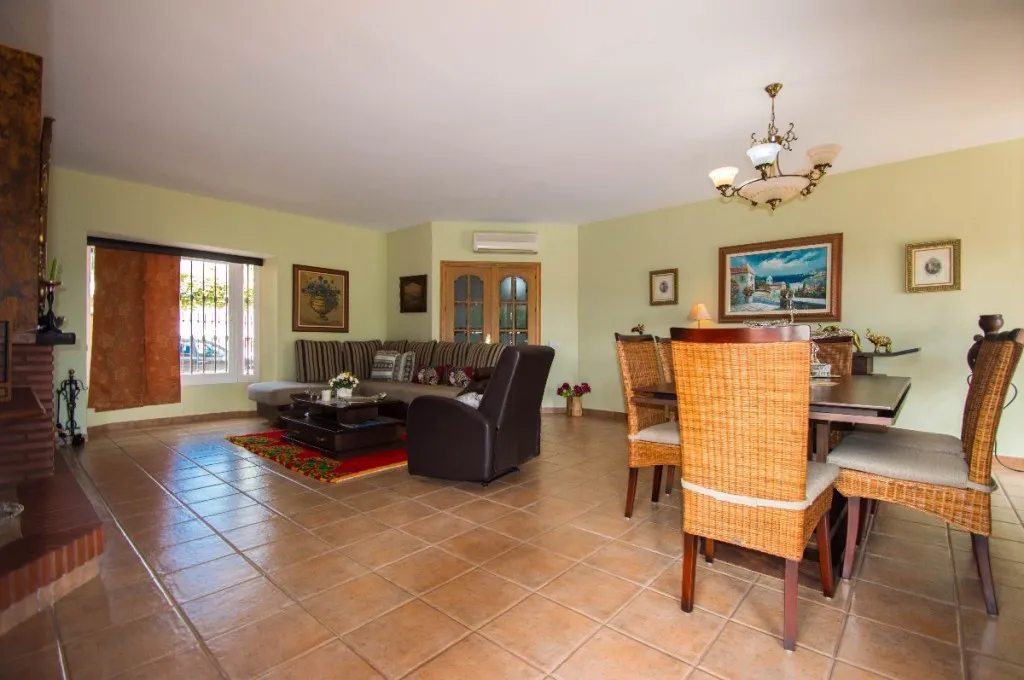 59236207-e6c9-4796-aa7b-592f5a5e2c4d