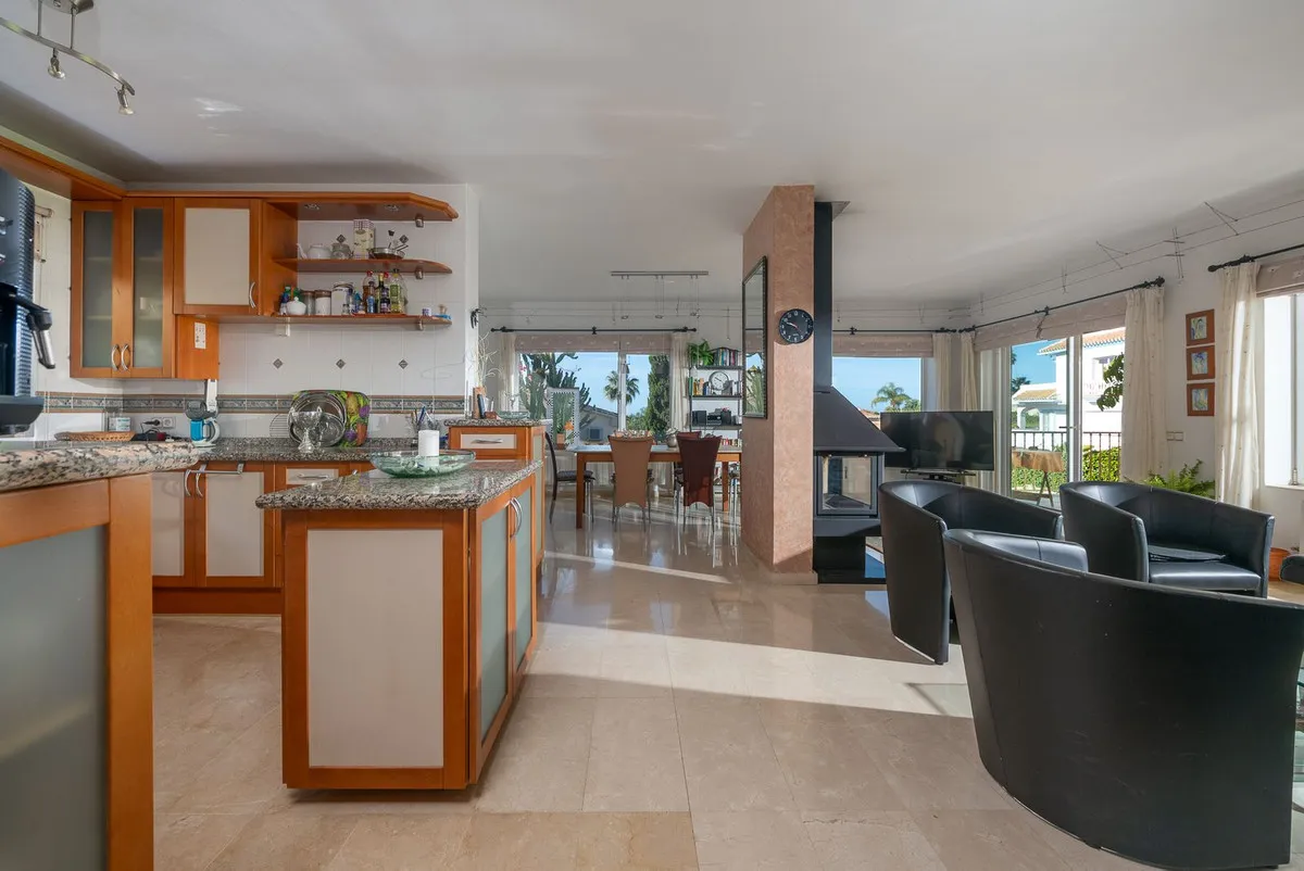 1f522cee-556d-46e0-bd6f-0041f00a93ea