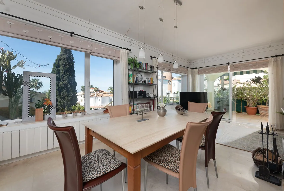 2f87927a-14c6-4b19-8308-6696777e4cbf