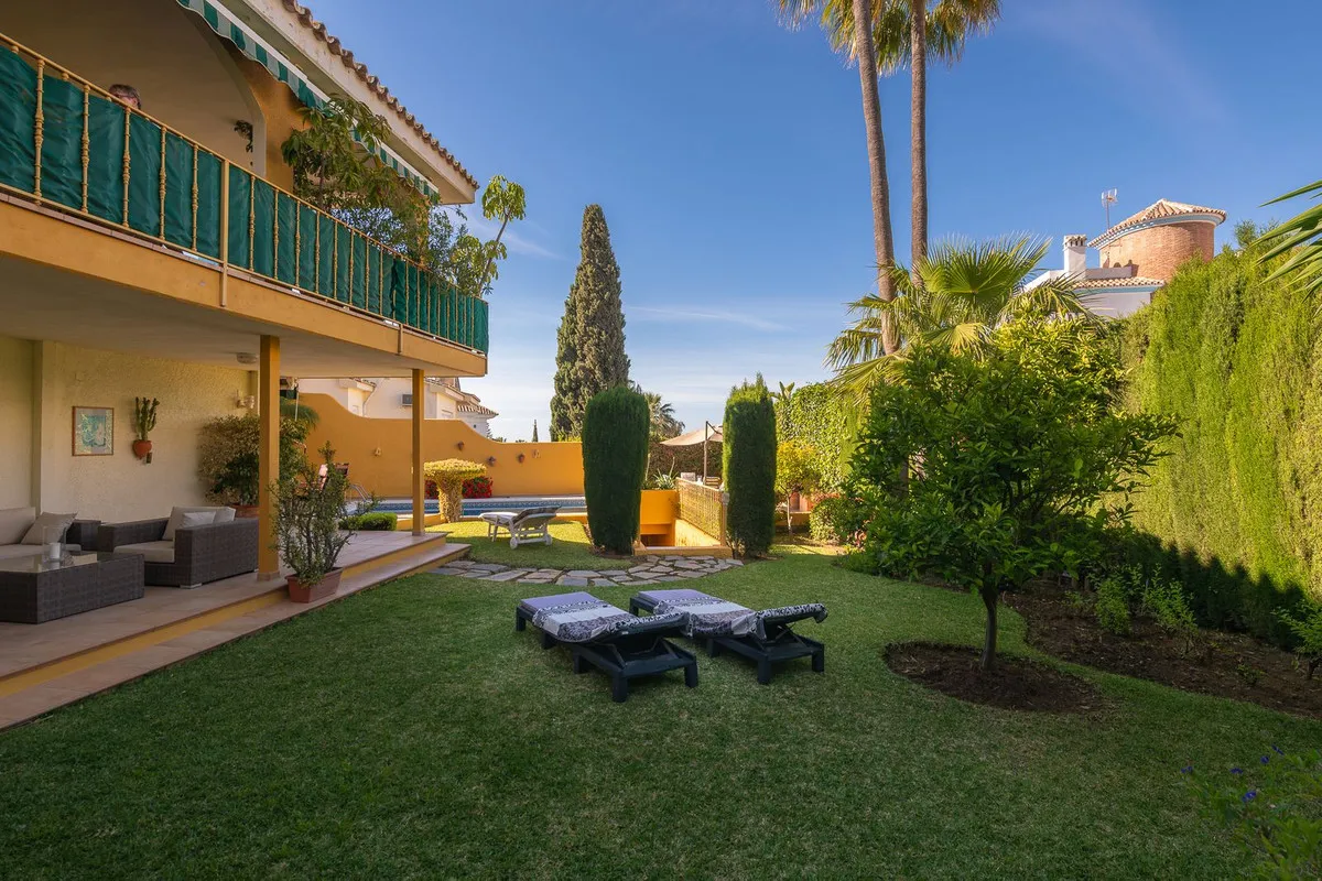 b0ad4d46-f108-4c16-bcba-28323a5e0f67