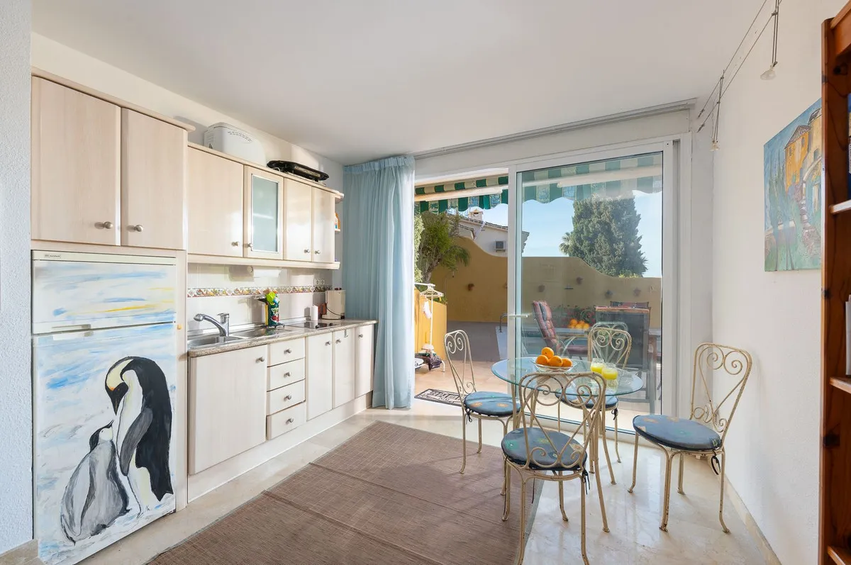 e4ec75a3-3a0b-433d-a5fe-8fa51591790a