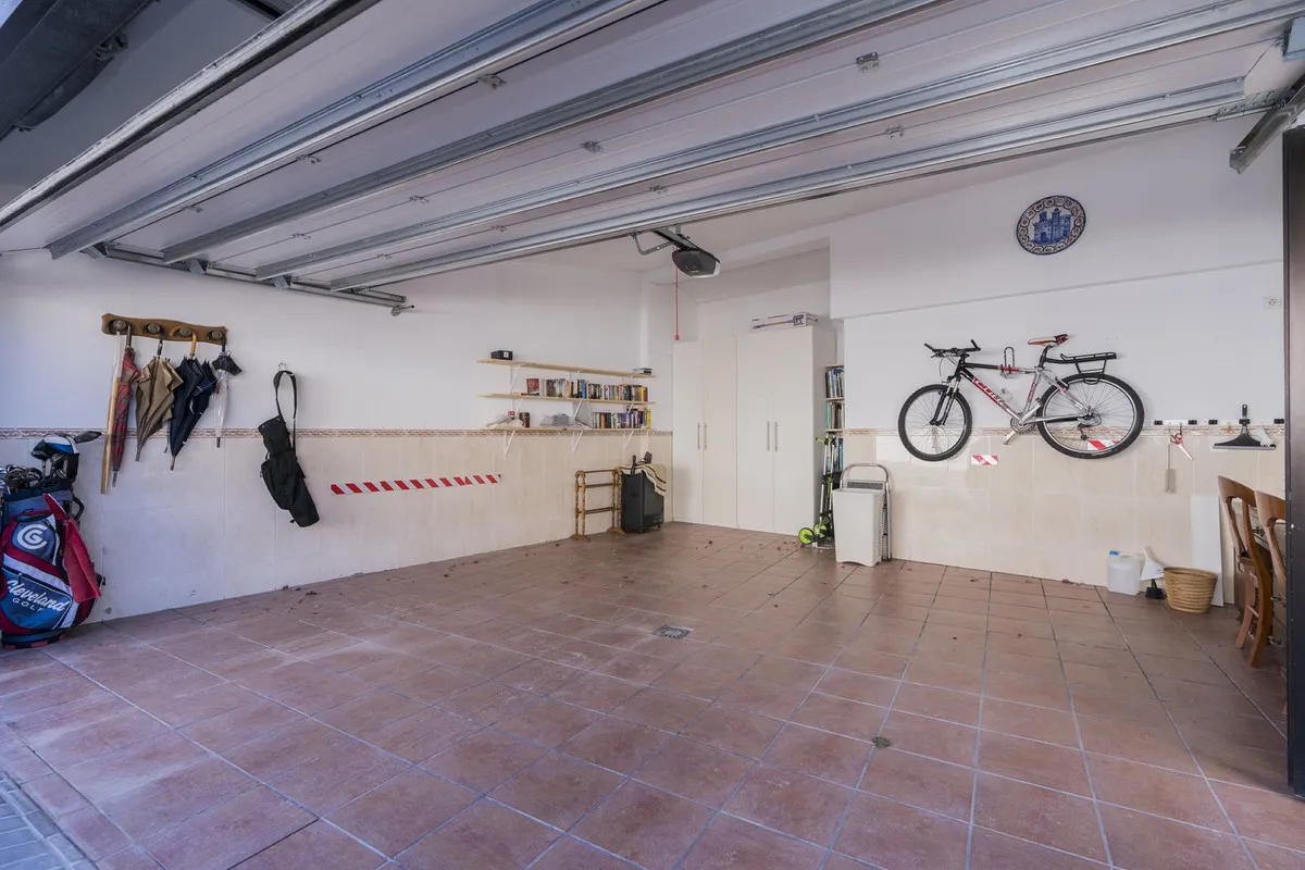 1d159f46-643c-4880-b67a-da6d0f493a37