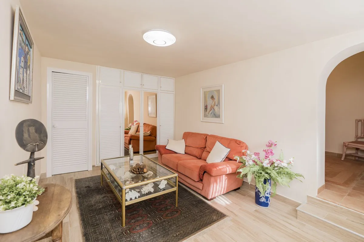 4511975e-f83e-4664-ac97-7221bc0ca3da