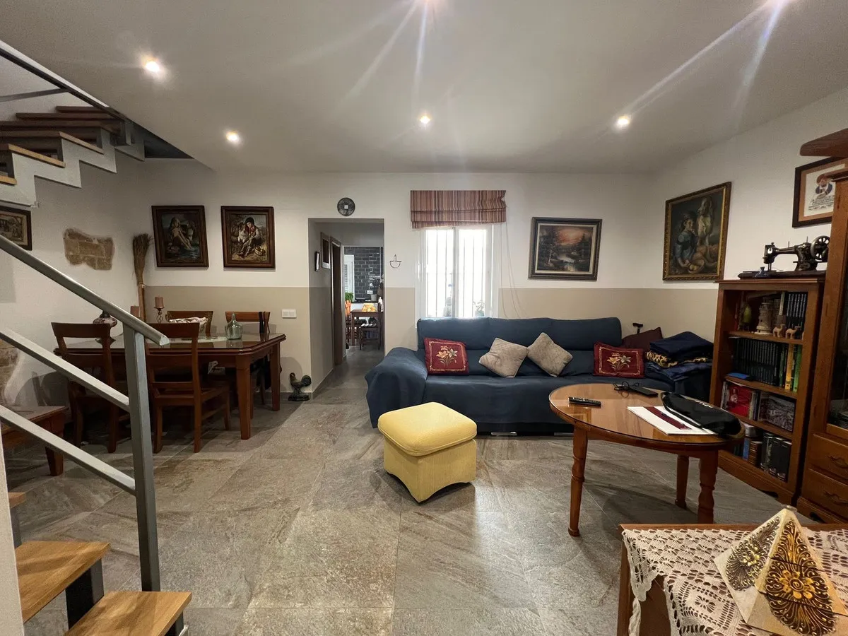 75c1425b-01e7-454c-b1c4-8cc3fa198eeb