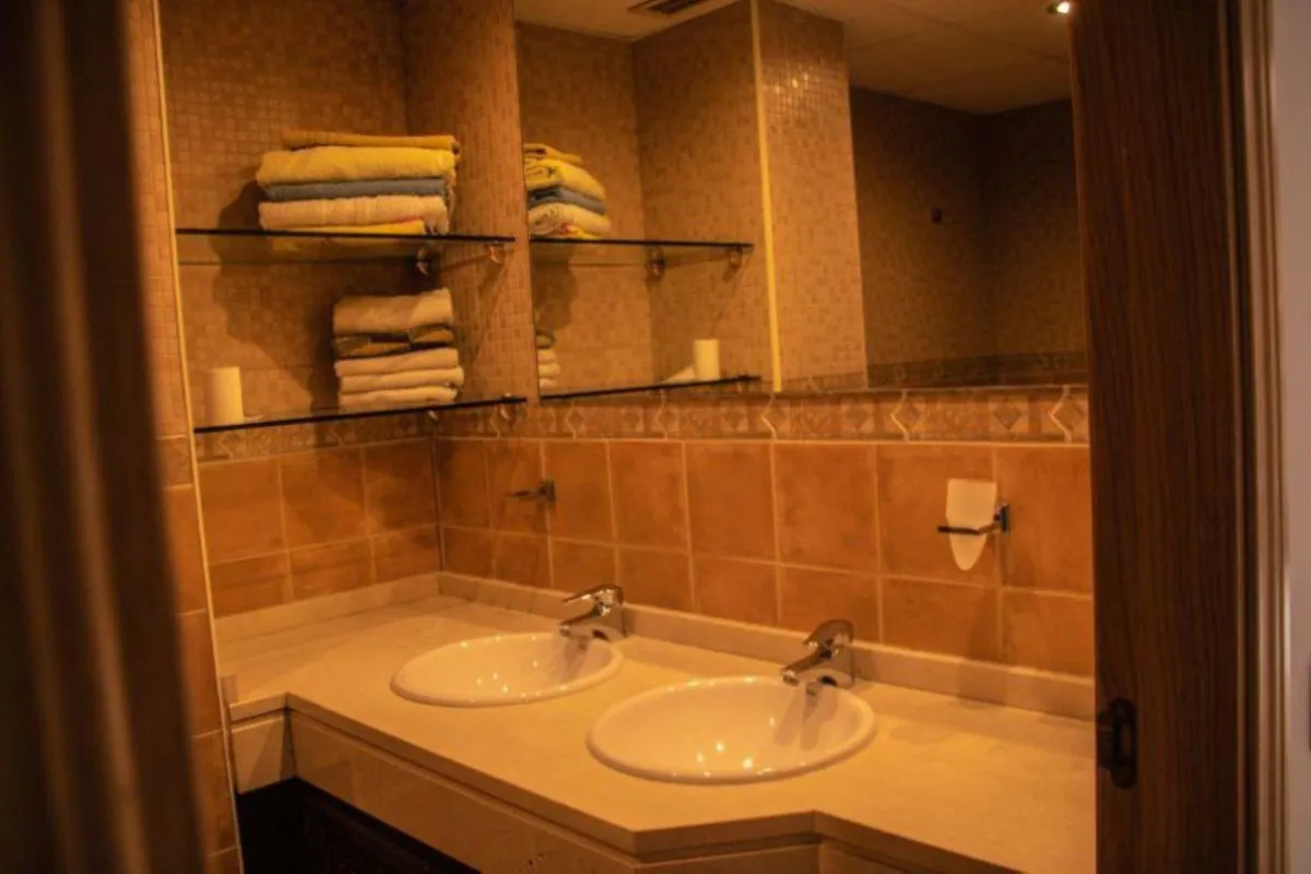 214d462e-4ff8-4134-834d-518e9c76bd96