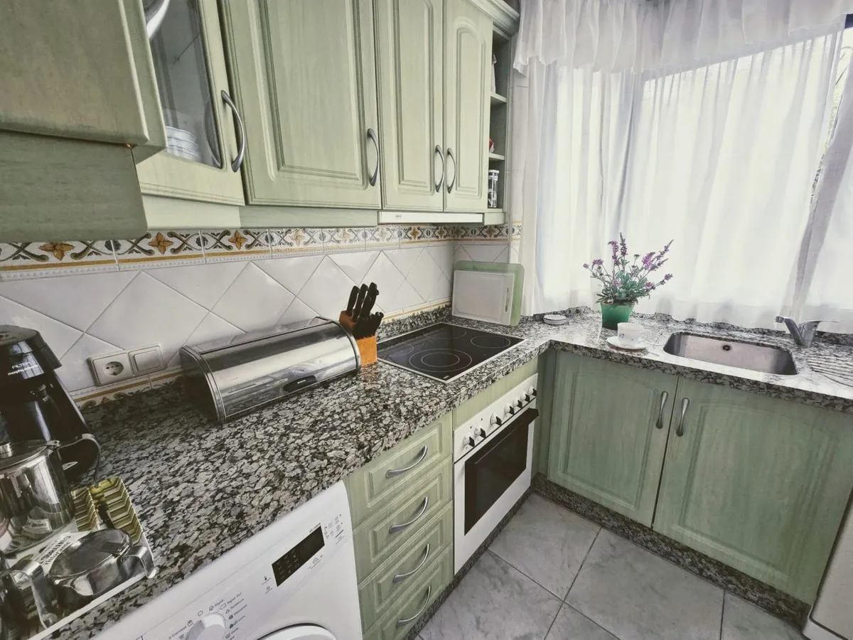 576ff0b2-bd8d-4d50-9924-bdb201cf3eb8