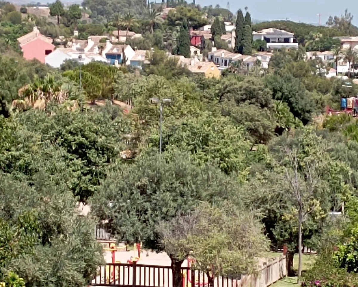 1026aae5-5985-4c08-b64c-a9a6d3238c5e