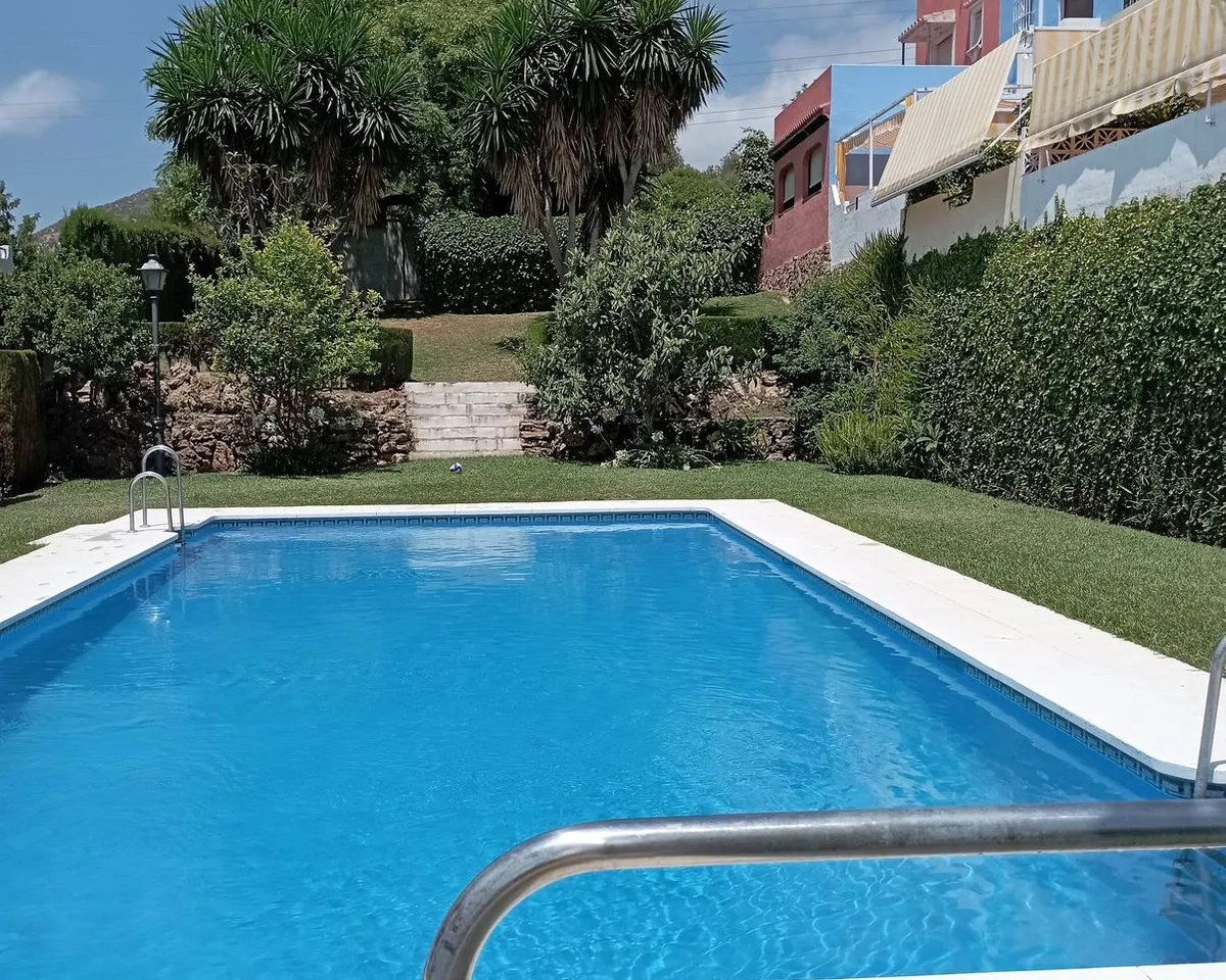 3eaeb8df-7e9c-42e0-a8fa-4dfb20fc5b48