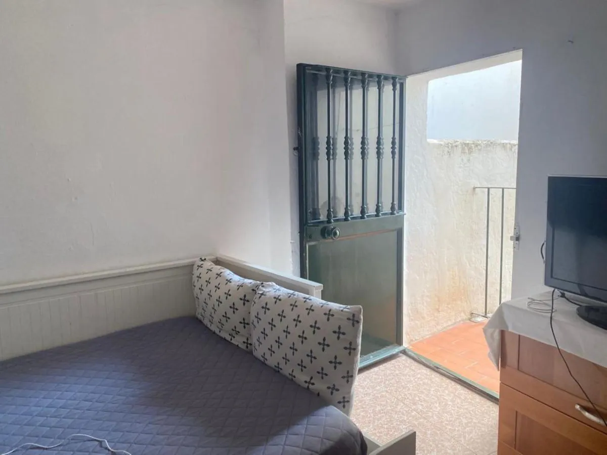 ee3708db-558a-4910-8e06-fbde51b7d636