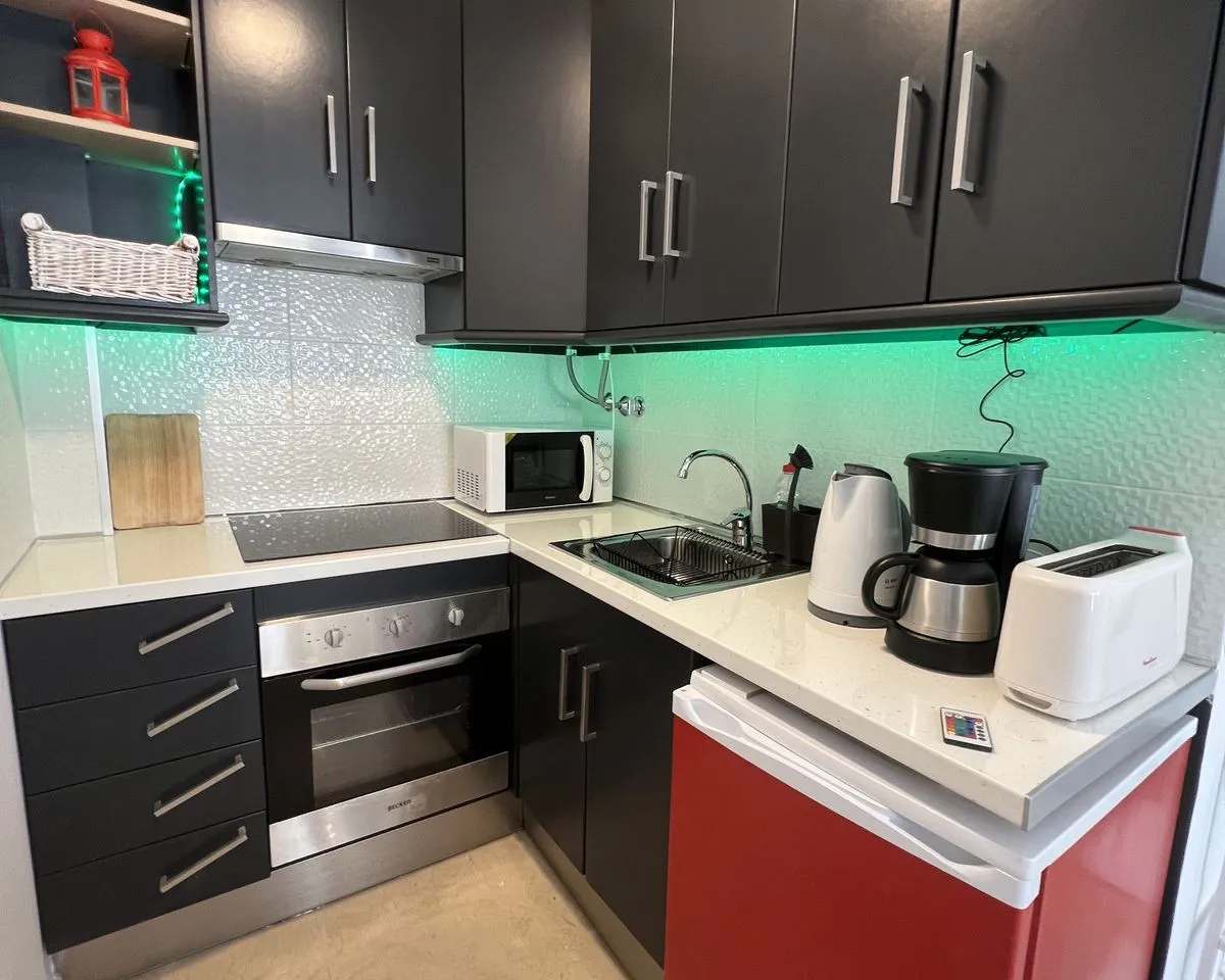 0f59059a-6171-4961-8e93-ada4d701514a