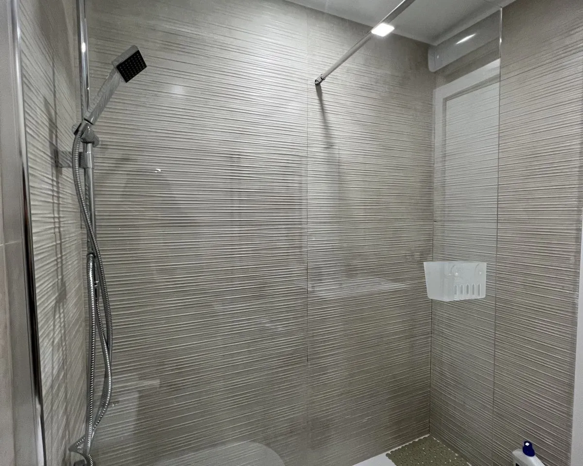 3a835e6a-979f-4c5a-87b8-a7b0102afd6b