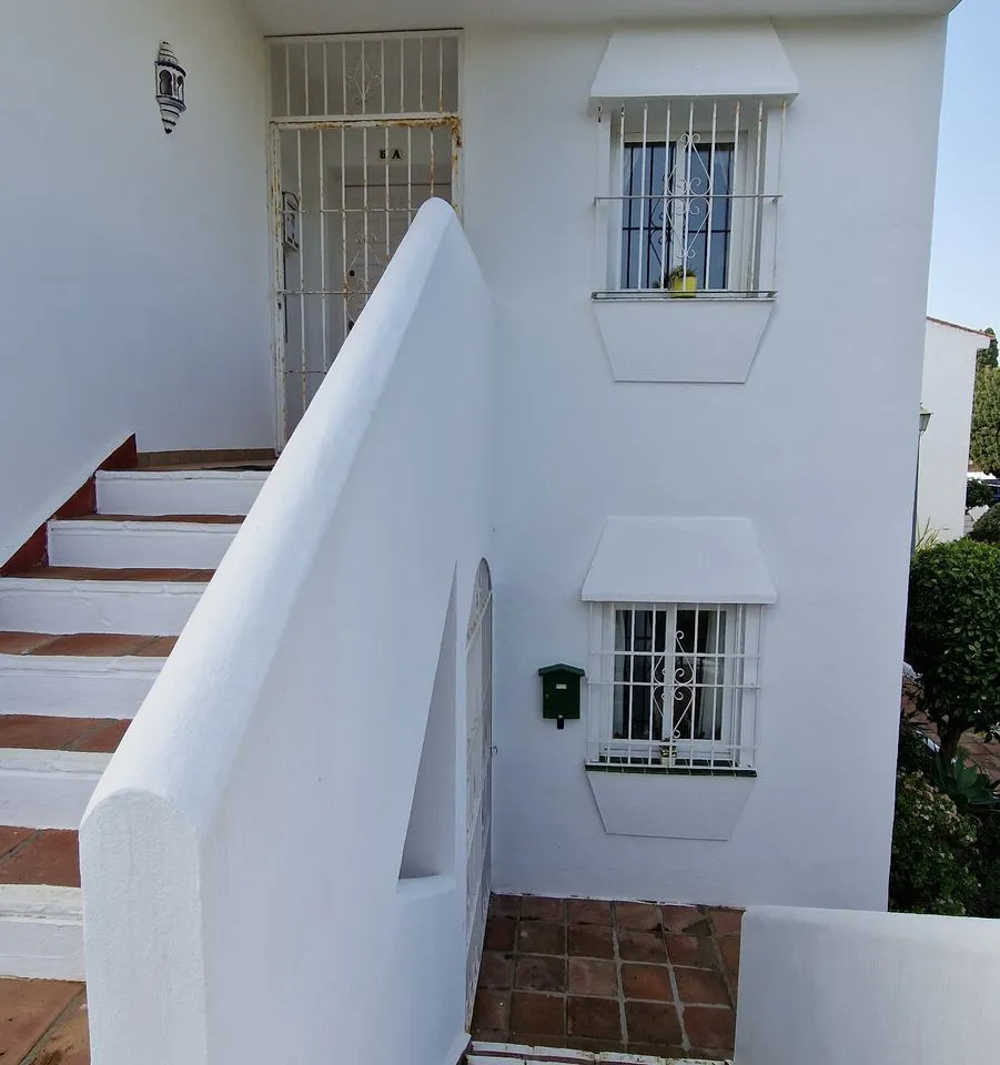 b7fe6b9d-325d-4a61-932b-c41ce433d5dd