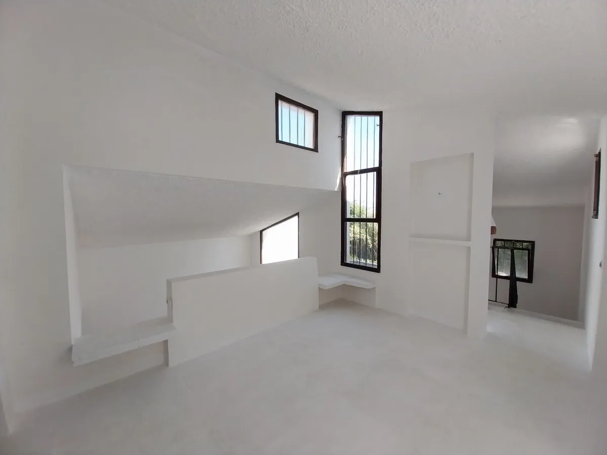 49b99d2c-9241-4fc8-872f-42efc1580ae5