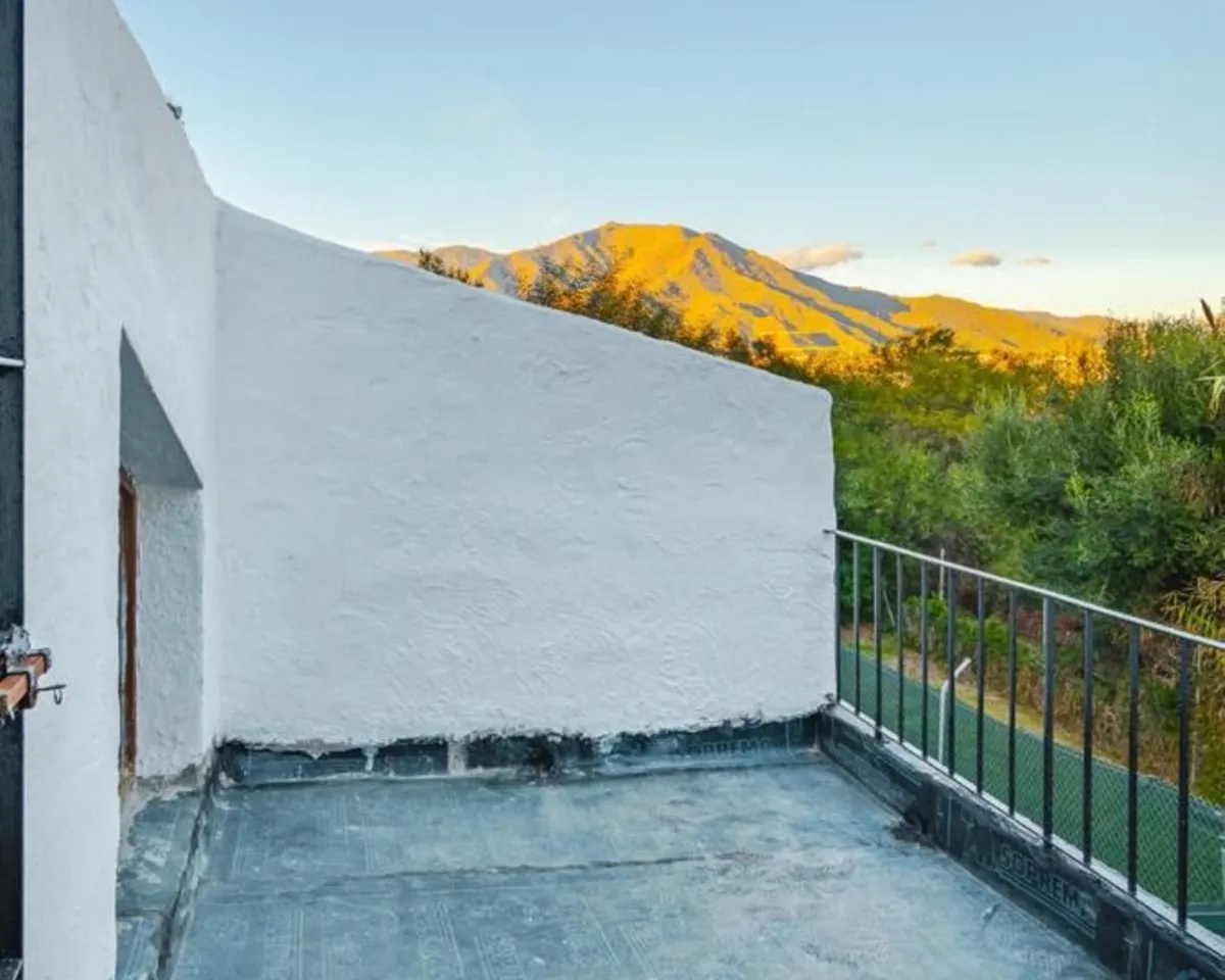 a3e4b3db-d0ce-464b-aa41-95b7b3e3139f