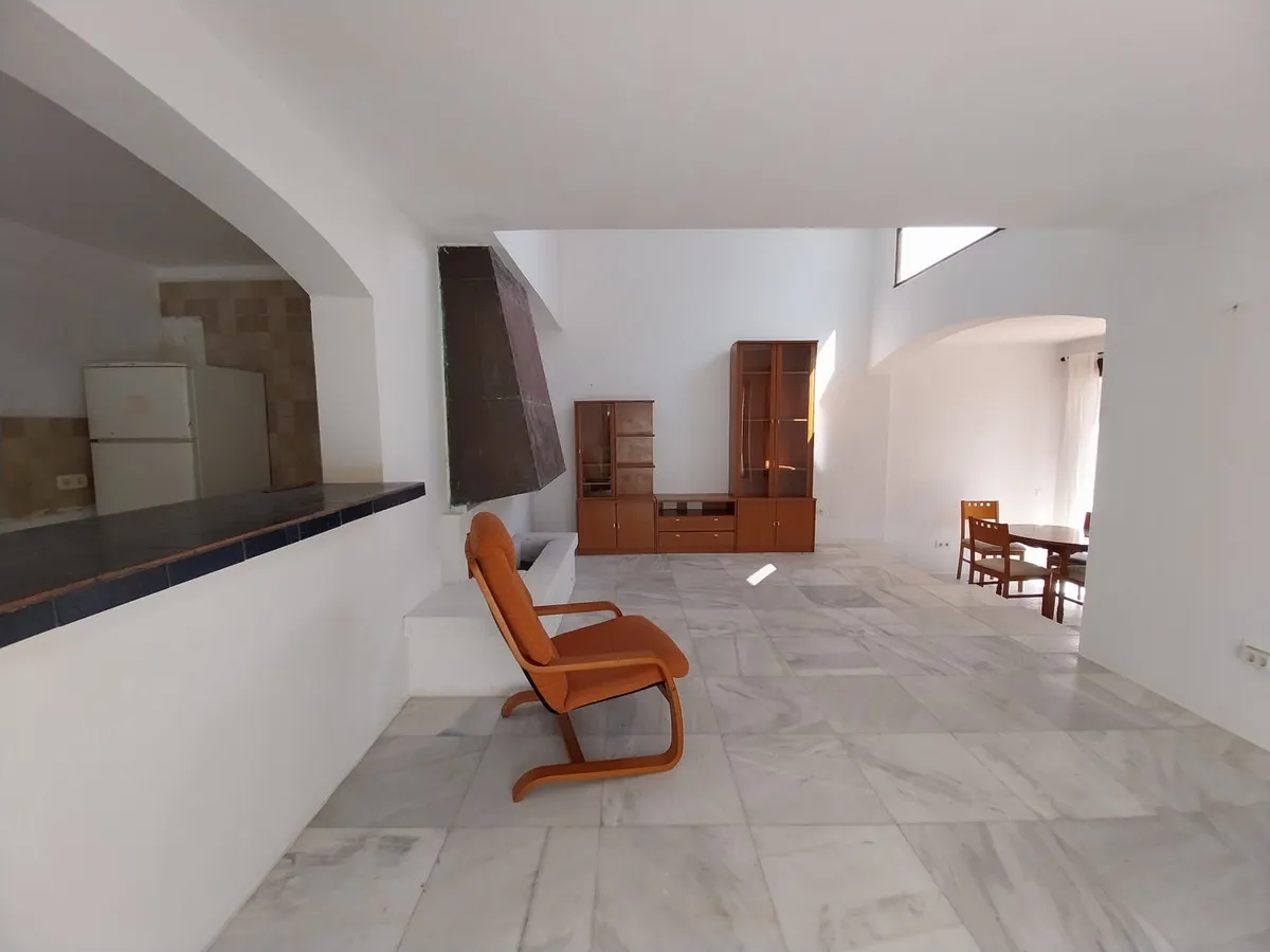 e88b7459-7864-4b57-9fcc-67abe1ad5805