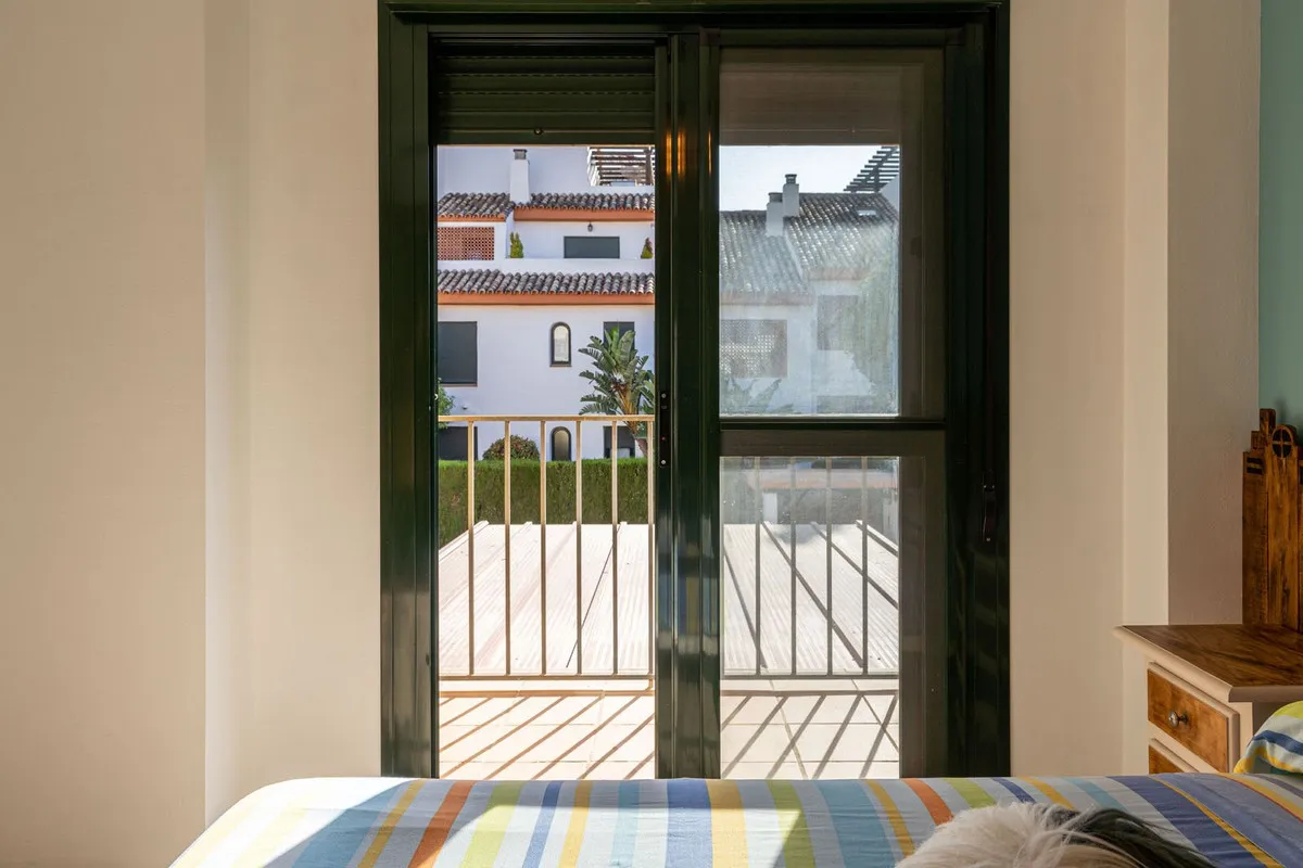 2fc8e1ae-a1c6-4adb-8b79-b3195234e52e