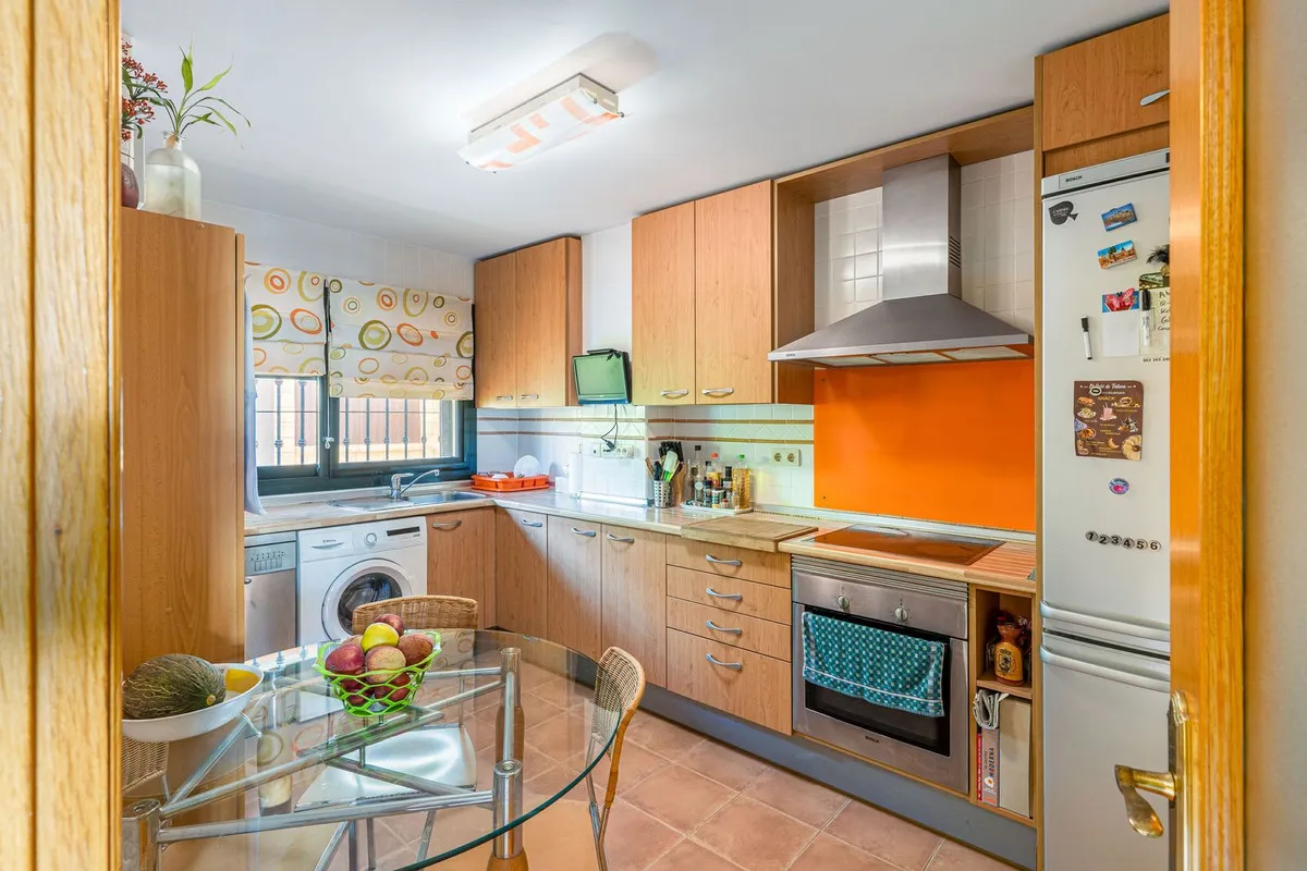 6f581675-53a7-4aa3-9f56-eb8a4770f870