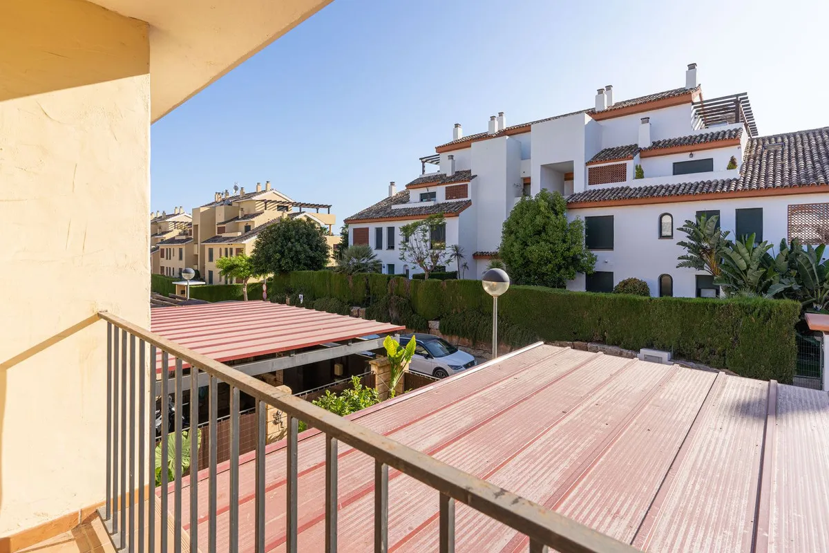 a2811424-708f-4ba7-b311-70b174f55262