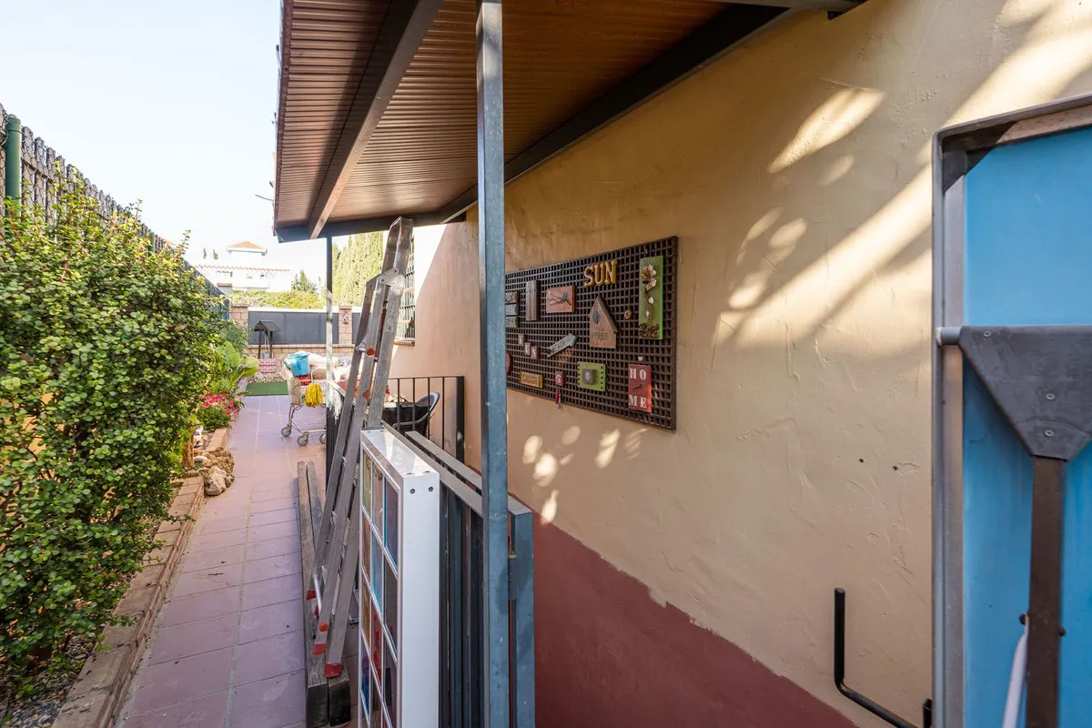 c5cb925d-49d2-4312-af15-27d8c20ef40d