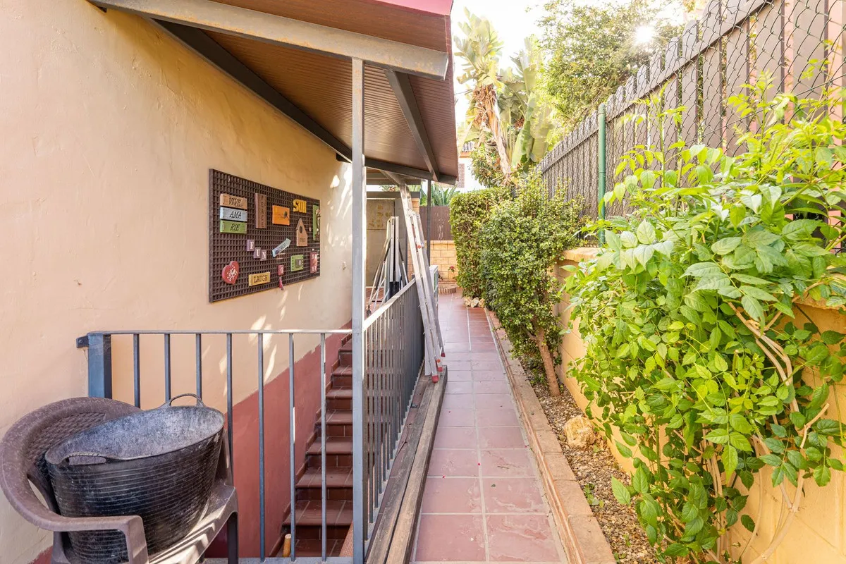 f69a6332-94b0-4102-9608-617f51a8bcf8